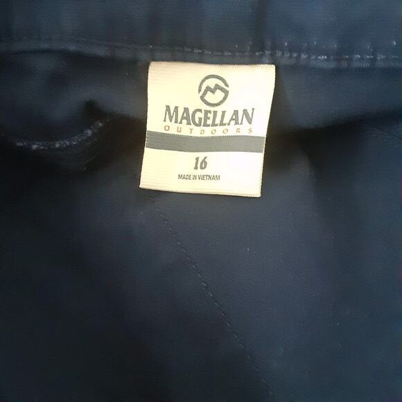 Magellan Pants Womens Size 16 Blue Adventure Gear Willow Creek Stretch Twill EUC - Picture 5 of 10